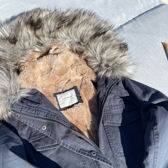 NWT - Lucky Brand Twill Hooded Parka with Faux Fur Trim - Navy - Size XS - Picture 5 of 6